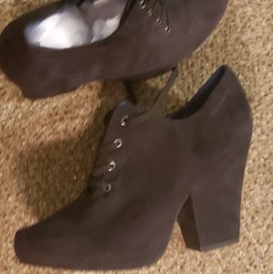 Auth. Tamaris booties sz 40